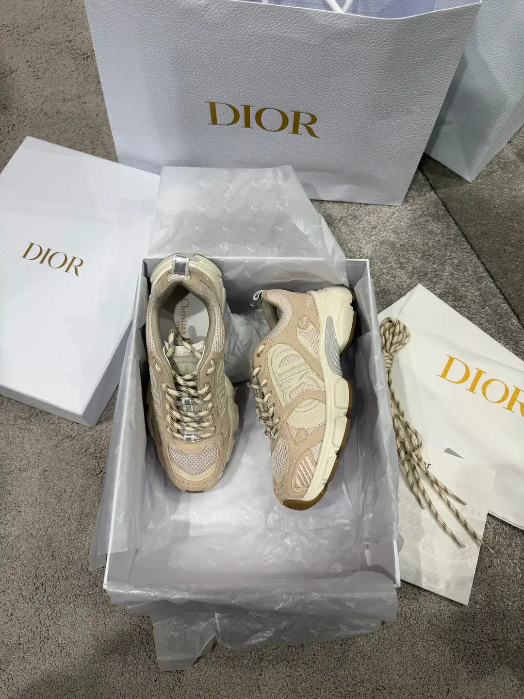 Dior Chrono Bej Kadın Deri Sneaker