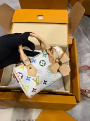 Louis Vuitton Nano Speedy Kadın Deri Çanta 2