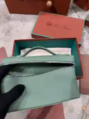Loro Piana Extra Pocket L19 Yeşil Kadın Deri Çanta 4