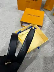 Louis Vuitton Çift Taraflı Kadın Deri Kemer 4