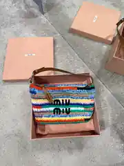 Miu Miu Kadın Örgü El Çantası 1