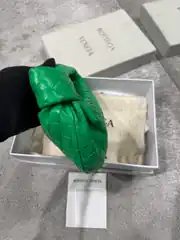 Bottega Veneta Mini Jodie Yeşil Kadın Deri Çanta 4
