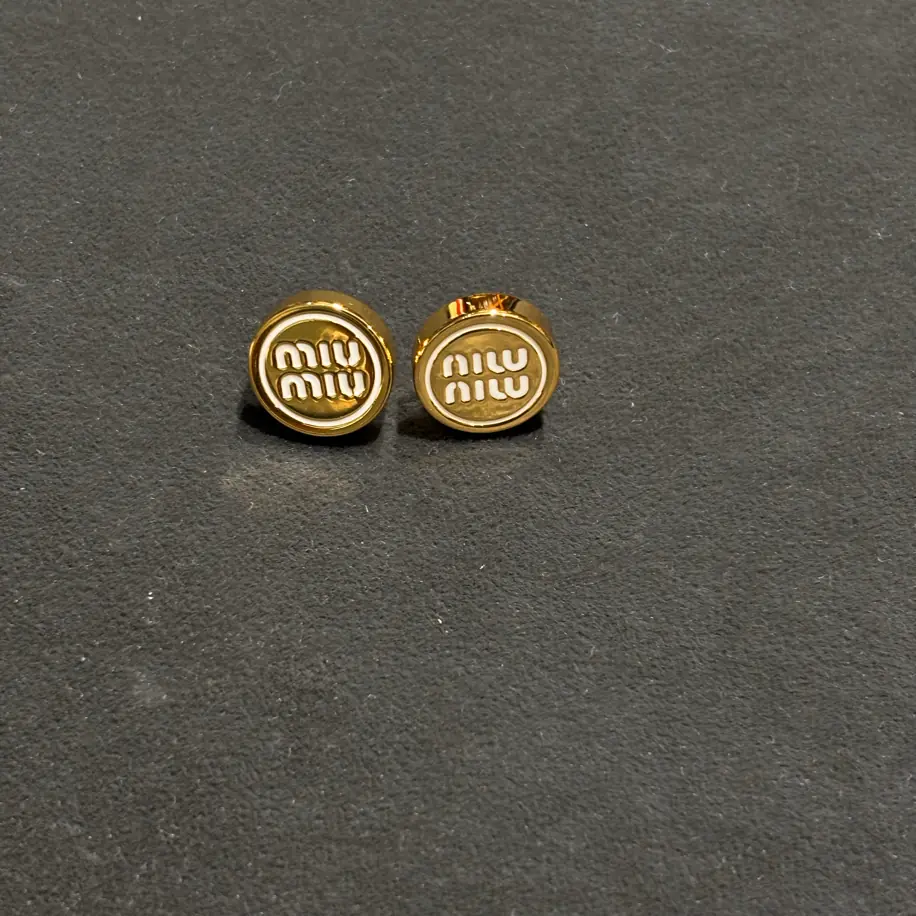 Miu Miu Küpe