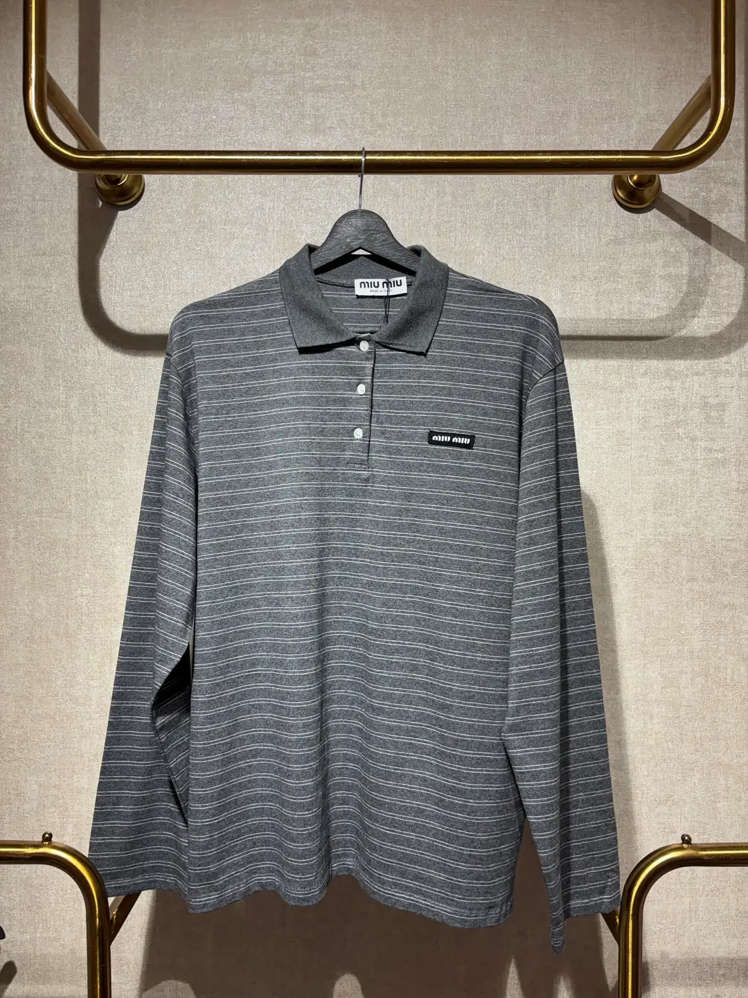 Miu Miu Gri Polo Yaka Oversize Tişört