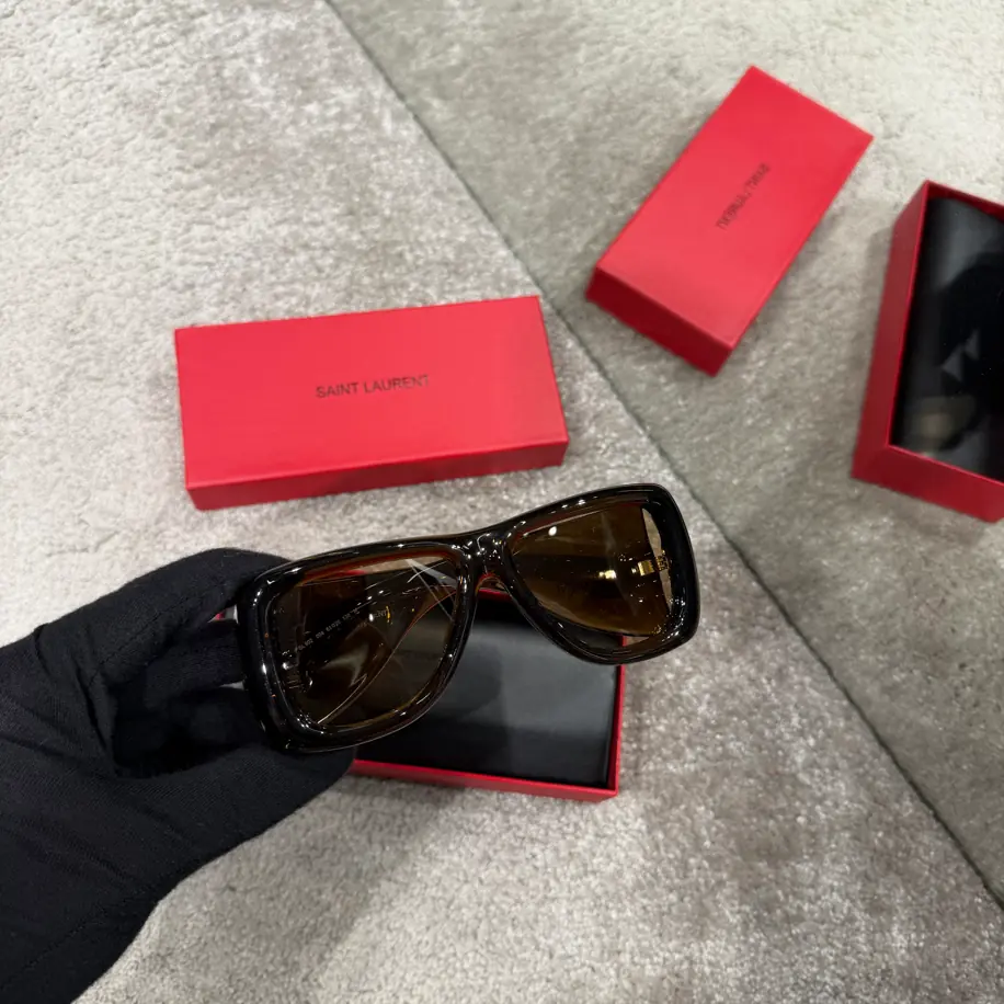YSL Güneş Gözlüğü